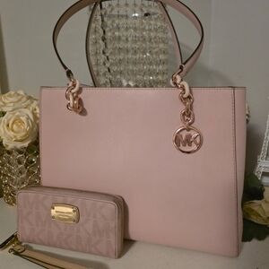 Michael Kors Blush Pink Tote and Wallet Set